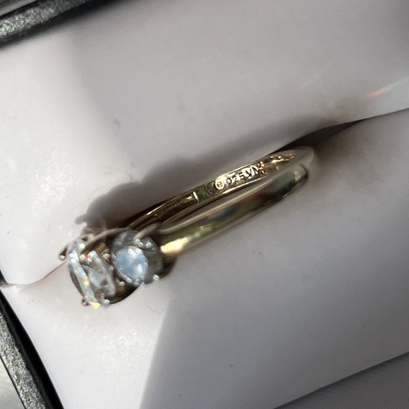 Sterling silver & cubic zirconia ring, size 7. - Picture 6 of 12